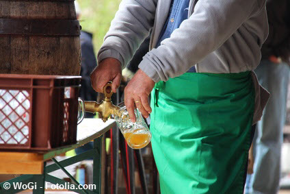 Pavillon Oder Partyzelt Esstisch Und Tafelservice Mieten In Graz Und Umgebung Graz Stadt Portal Hauptstadt Der Steiermark