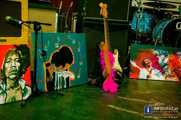 a tribute to jimi hendrix,volkshaus graz,16.01.2015,musikalische hommage,innovative spielweise,gitarrist,einfluss,rockmusik
