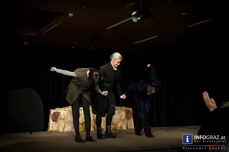 Premiere ‚Rosencrantz and Guildenstern are dead‘ – ‚the Pennyless Players‘ im Literaturhaus Graz - 079