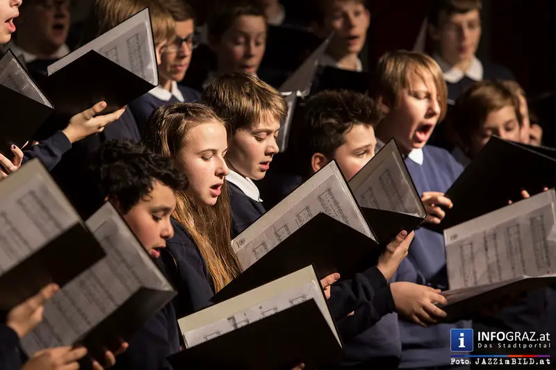 Eröffnung der Ausstellung ‚Zeichen der Zeit‘ im Steiermarkhof Graz - Jörg Leitner und Michael Raimann - 041