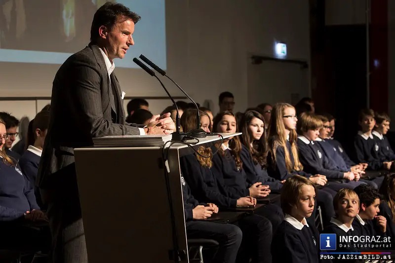 Eröffnung der Ausstellung ‚Zeichen der Zeit‘ im Steiermarkhof Graz - Jörg Leitner und Michael Raimann - 053