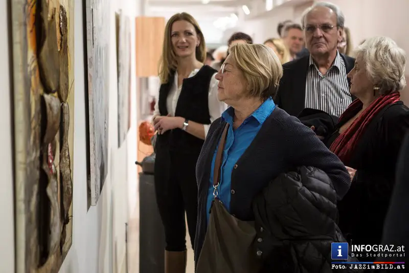 Eröffnung der Ausstellung ‚Zeichen der Zeit‘ im Steiermarkhof Graz - Jörg Leitner und Michael Raimann - 062