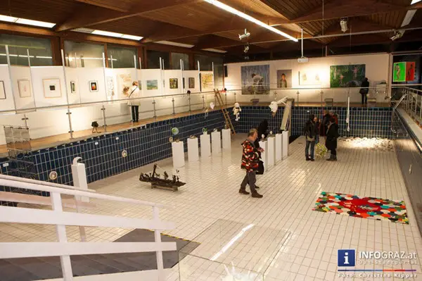 vernissage,Eröffnung,experimentelle photographie,objektarrangements,installationen,künstlerische gestaltungsmittel,10 jahre styrian art foundation,hofgalerie im steiermarkhof