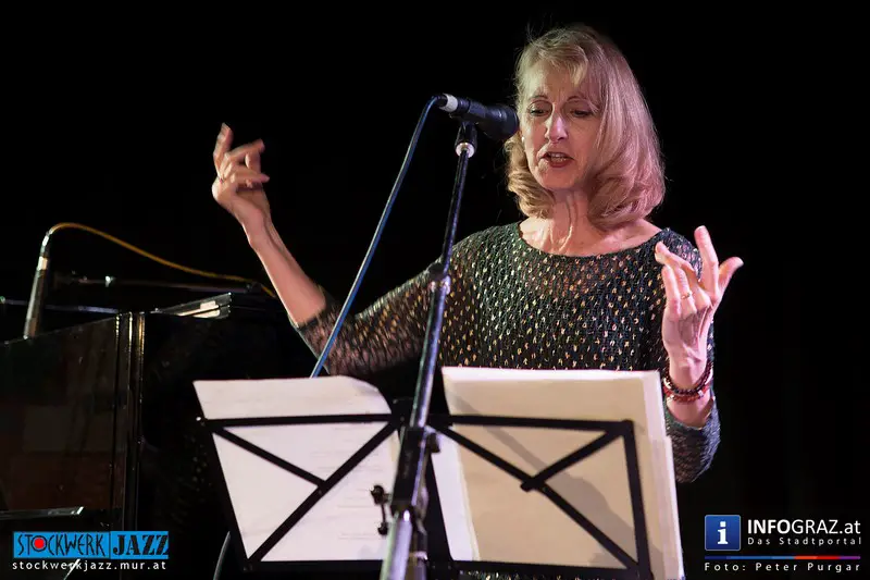 lauren newton,bist beulen,3. März 2015,legendär,ernst jandl,wolfgang puschnig,mathias rüegg,saxophon