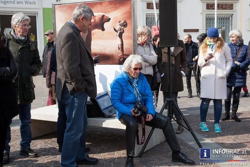 Eröffnung der Menschenbilder Ausstellung 2015 am 14. März 2015 - Mariahilferplatz Graz - 026