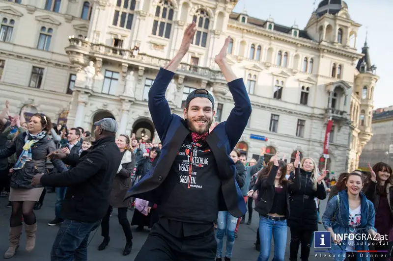 Flashmob against racisms & discrimination am Grazer Hauptplatz 20. März 2015 - 004