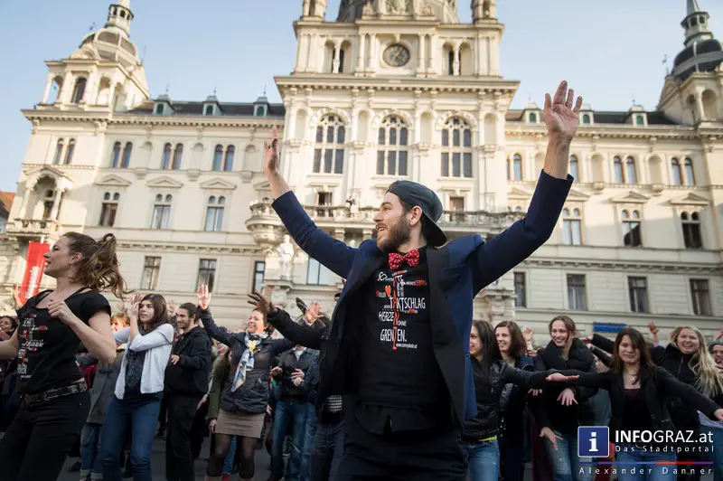 Flashmob against racisms & discrimination am Grazer Hauptplatz 20. März 2015 - 011
