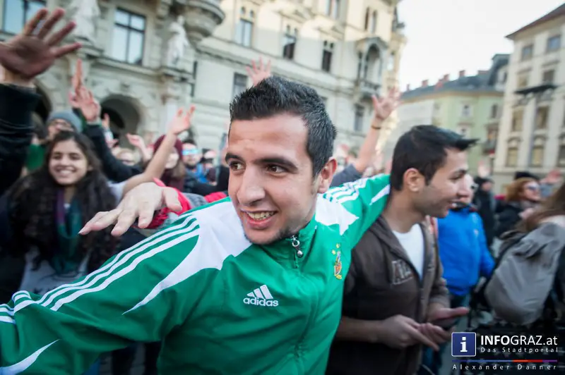 Flashmob against racisms & discrimination am Grazer Hauptplatz 20. März 2015 - 014