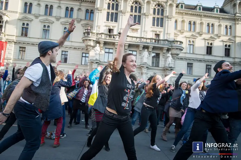 Flashmob against racisms & discrimination am Grazer Hauptplatz 20. März 2015 - 019