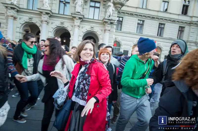 Flashmob against racisms & discrimination am Grazer Hauptplatz 20. März 2015 - 020