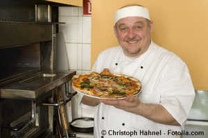 Pizzabäcker Graz,perfekte pizza,pizzateig mit trockenhefe,gastronomie,pizzeria venezia,pasta,dinner