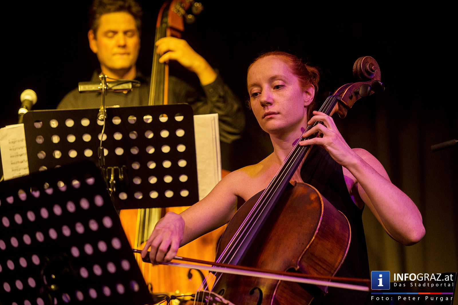 Saying „i like you“ in a postrock way - Tuesday microgrooves im WIST/mo.xx Graz - 002