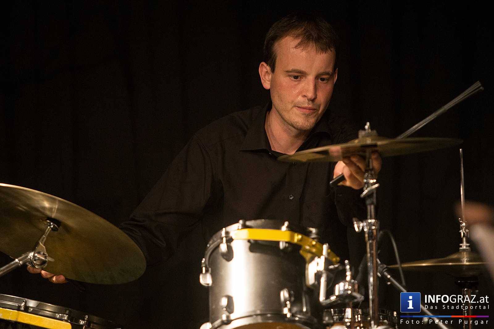 Saying „i like you“ in a postrock way - Tuesday microgrooves im WIST/mo.xx Graz - 010