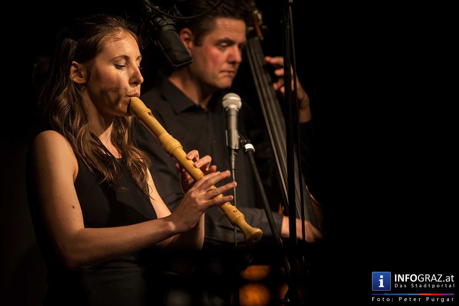 Saying „i like you“ in a postrock way - Tuesday microgrooves im WIST/mo.xx Graz - 016