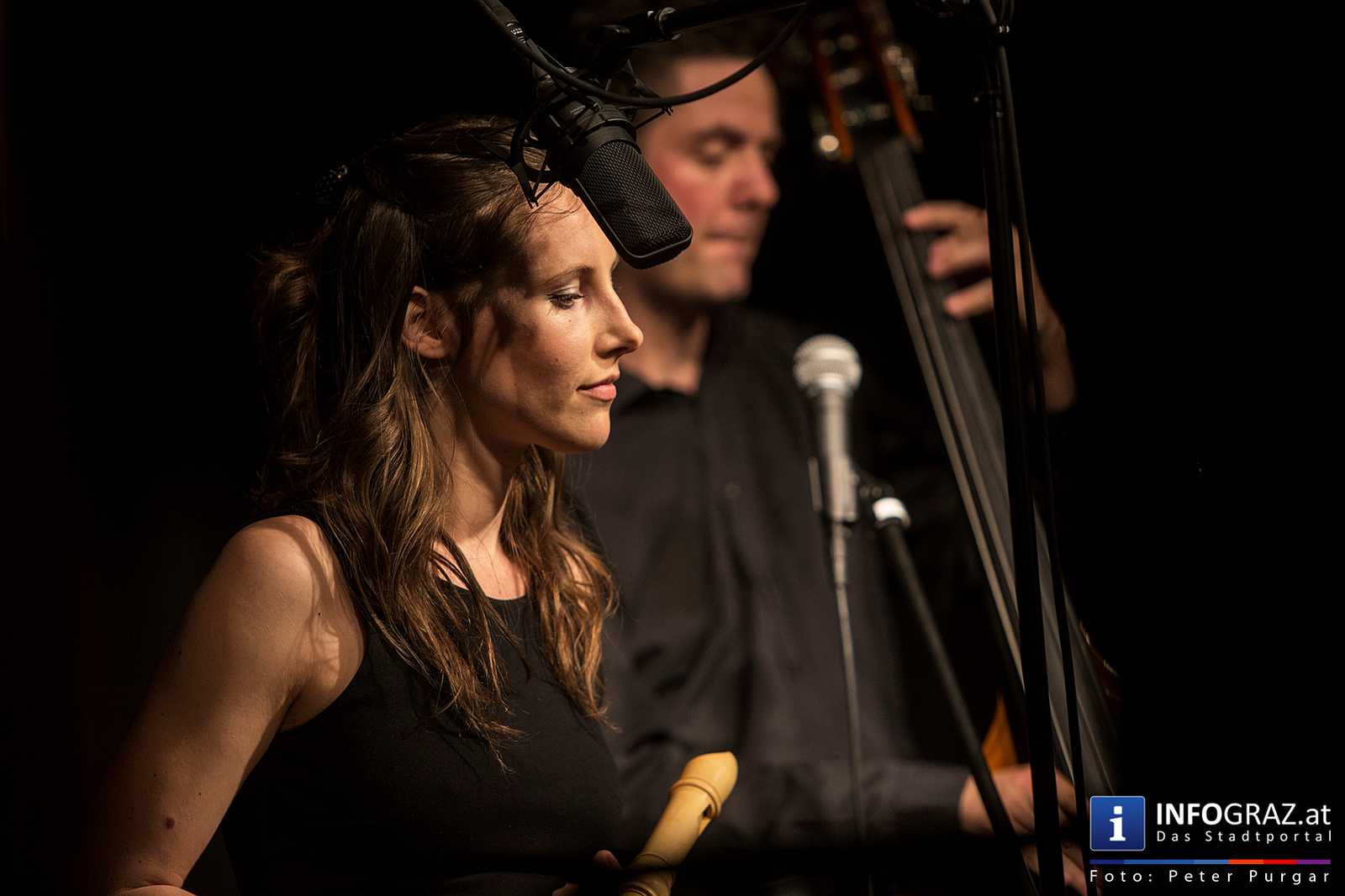 Saying „i like you“ in a postrock way - Tuesday microgrooves im WIST/mo.xx Graz - 017