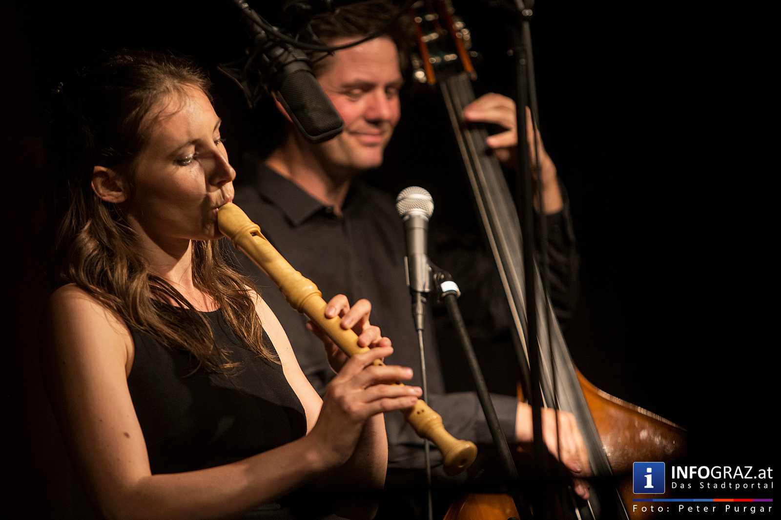 Saying „i like you“ in a postrock way - Tuesday microgrooves im WIST/mo.xx Graz - 019