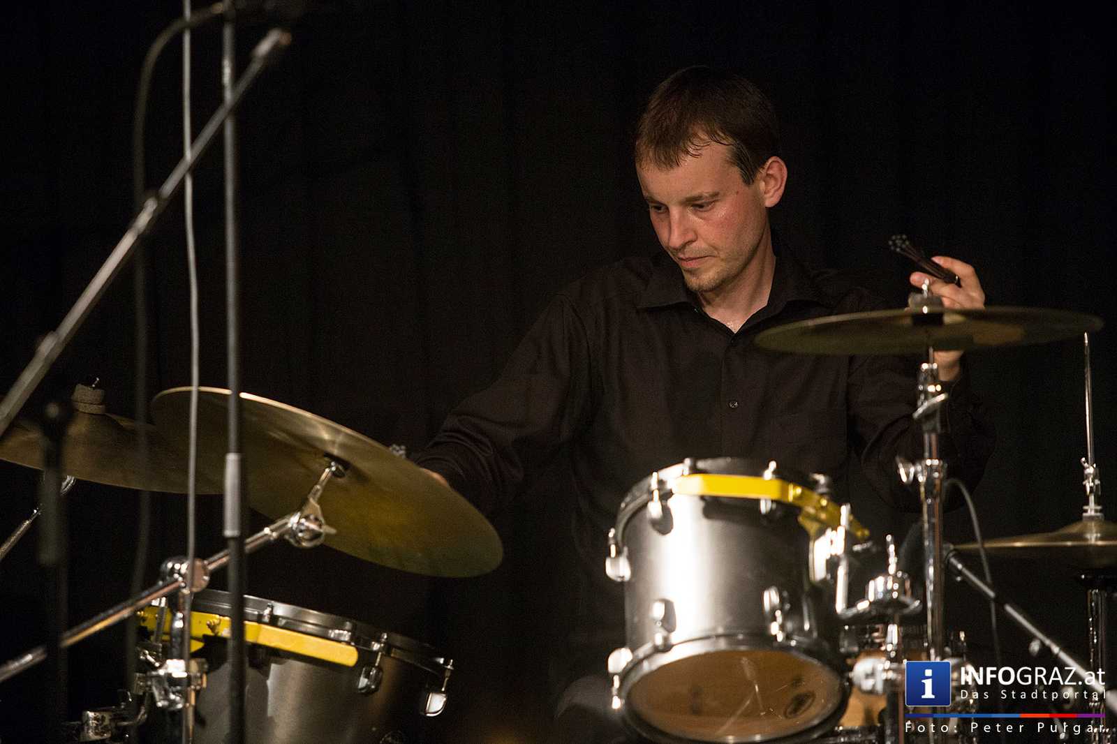 Saying „i like you“ in a postrock way - Tuesday microgrooves im WIST/mo.xx Graz - 020