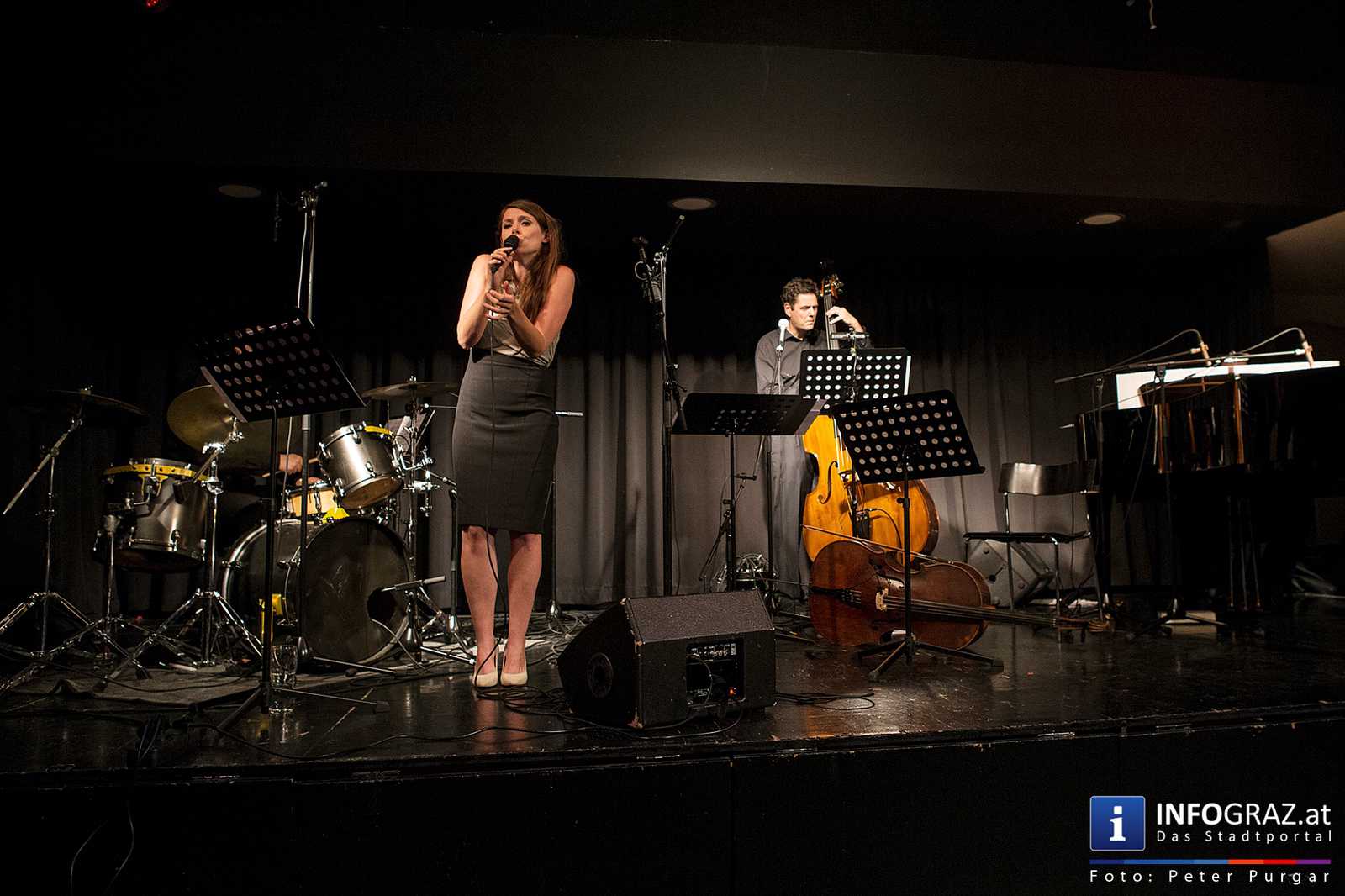 Saying „i like you“ in a postrock way - Tuesday microgrooves im WIST/mo.xx Graz - 036