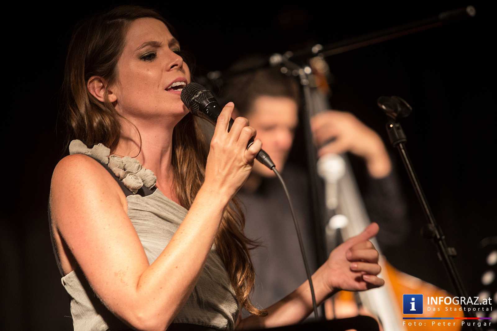 Saying „i like you“ in a postrock way - Tuesday microgrooves im WIST/mo.xx Graz - 039