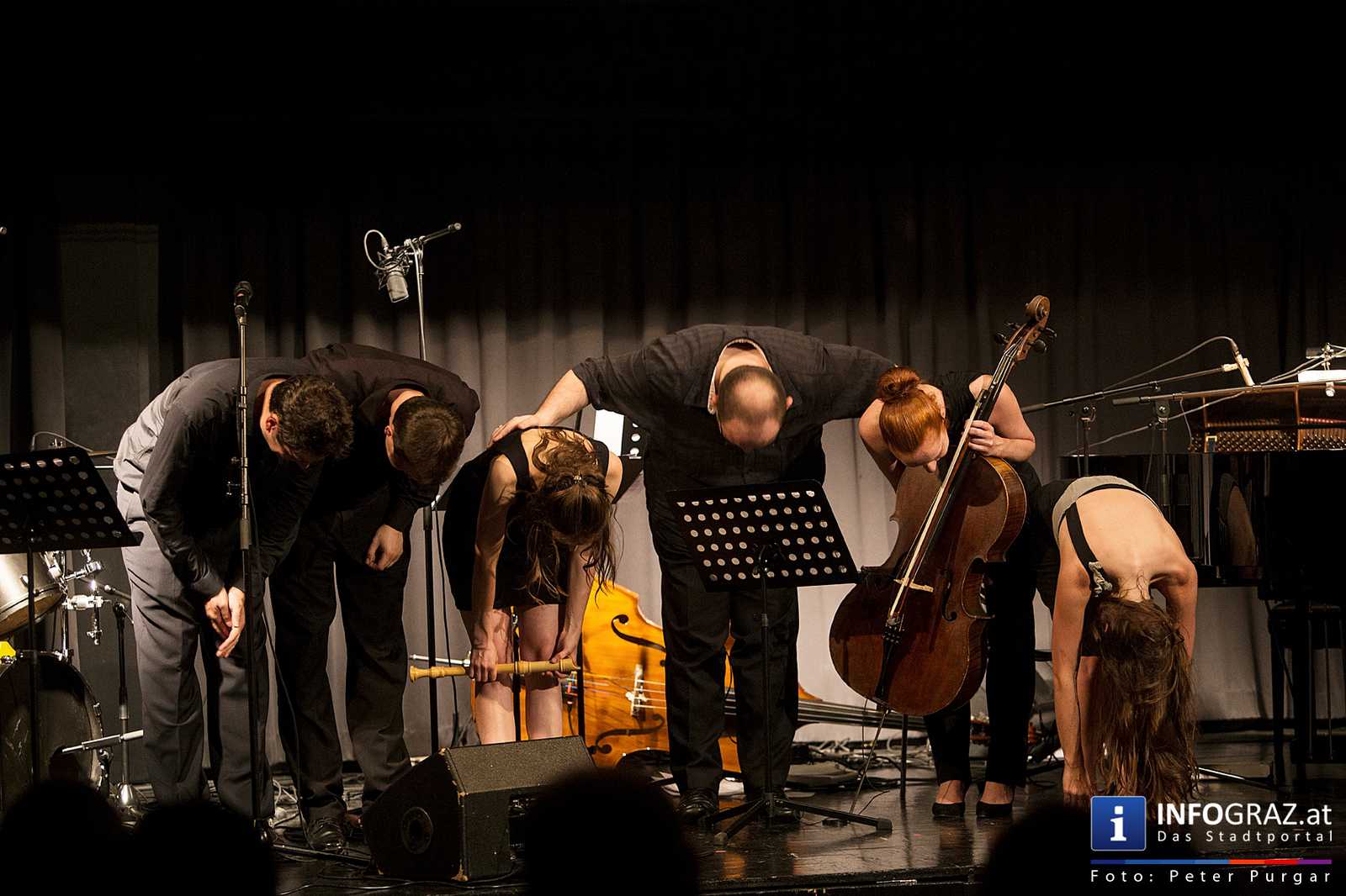 Saying „i like you“ in a postrock way - Tuesday microgrooves im WIST/mo.xx Graz - 073