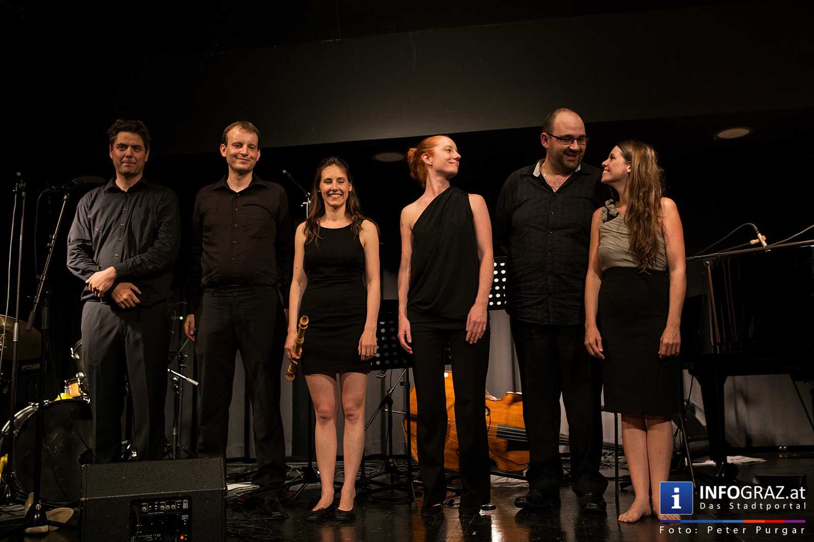 Saying „i like you“ in a postrock way - Tuesday microgrooves im WIST/mo.xx Graz - 078