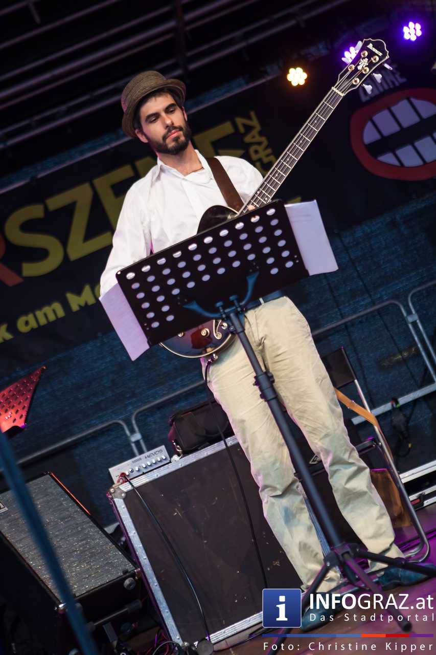 Luis Ribeiro Band - Murszene Graz am 7. August 2015 - Weltmusik am Mariahilferplatz - 018