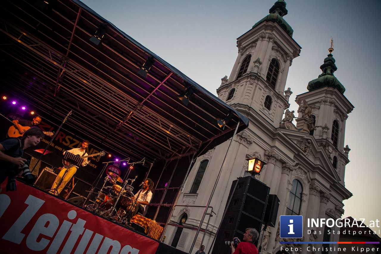 Luis Ribeiro Band - Murszene Graz am 7. August 2015 - Weltmusik am Mariahilferplatz - 049