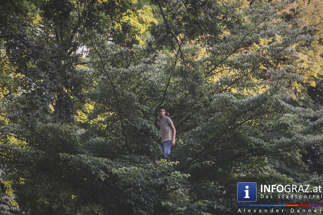 ‚TheAngelcy‘ aus Tel Aviv im Volksgarten Graz am 11. August 2015 - 007