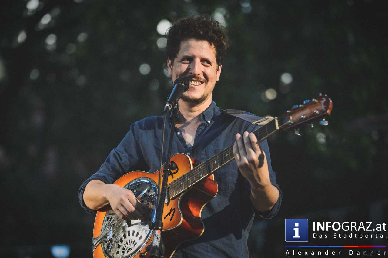 ‚TheAngelcy‘ aus Tel Aviv im Volksgarten Graz am 11. August 2015 - 017