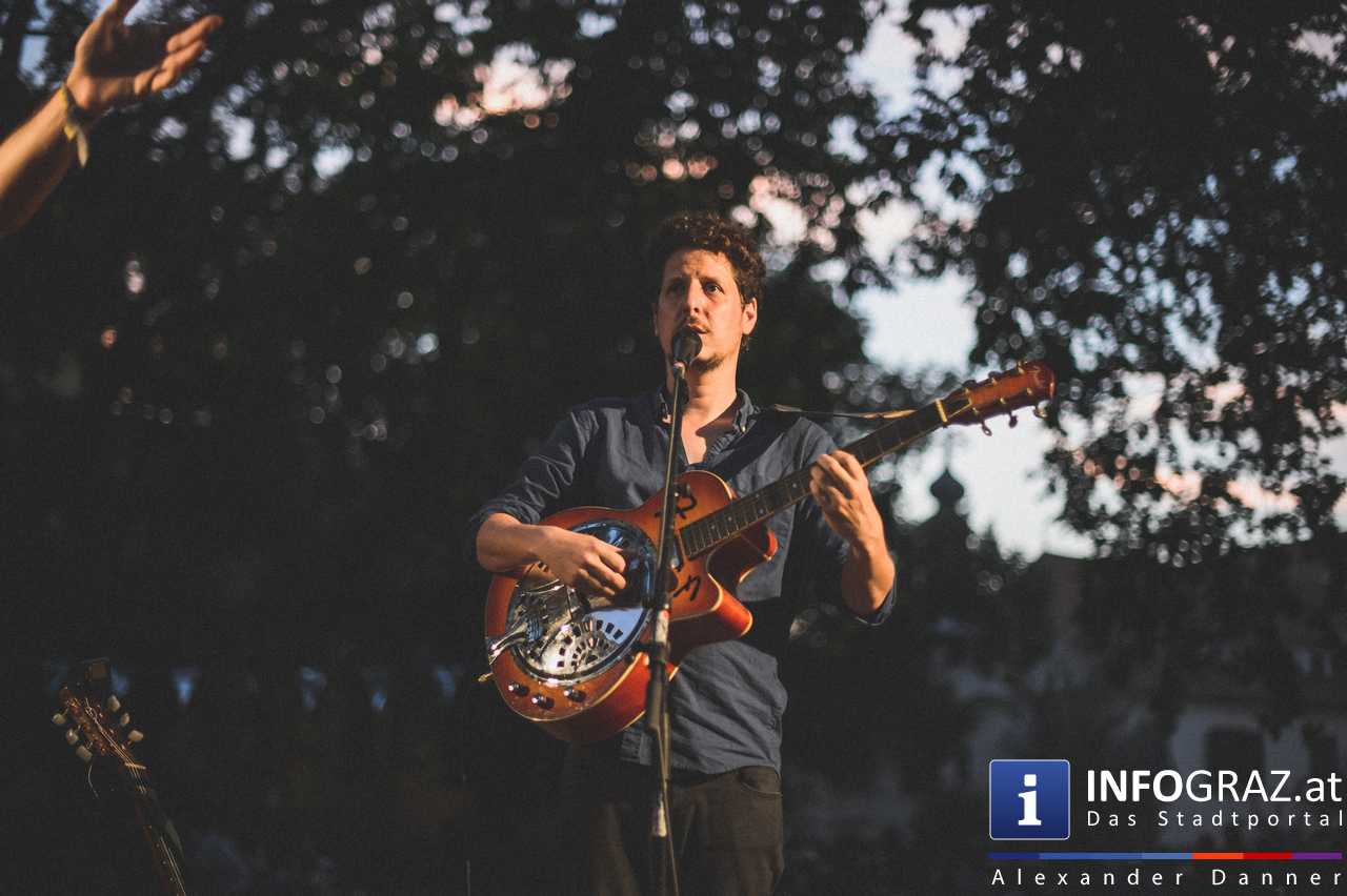 ‚TheAngelcy‘ aus Tel Aviv im Volksgarten Graz am 11. August 2015 - 031