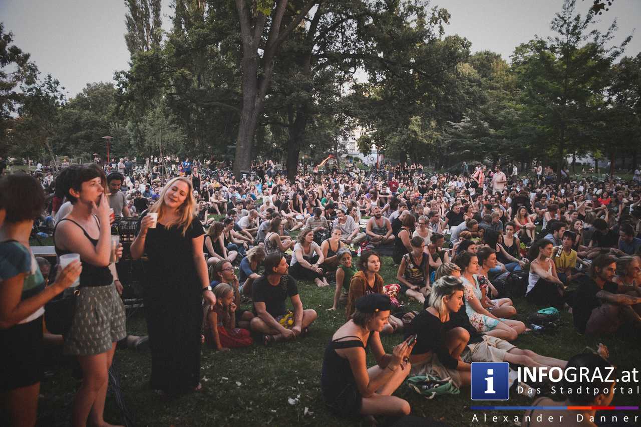 ‚TheAngelcy‘ aus Tel Aviv im Volksgarten Graz am 11. August 2015 - 036