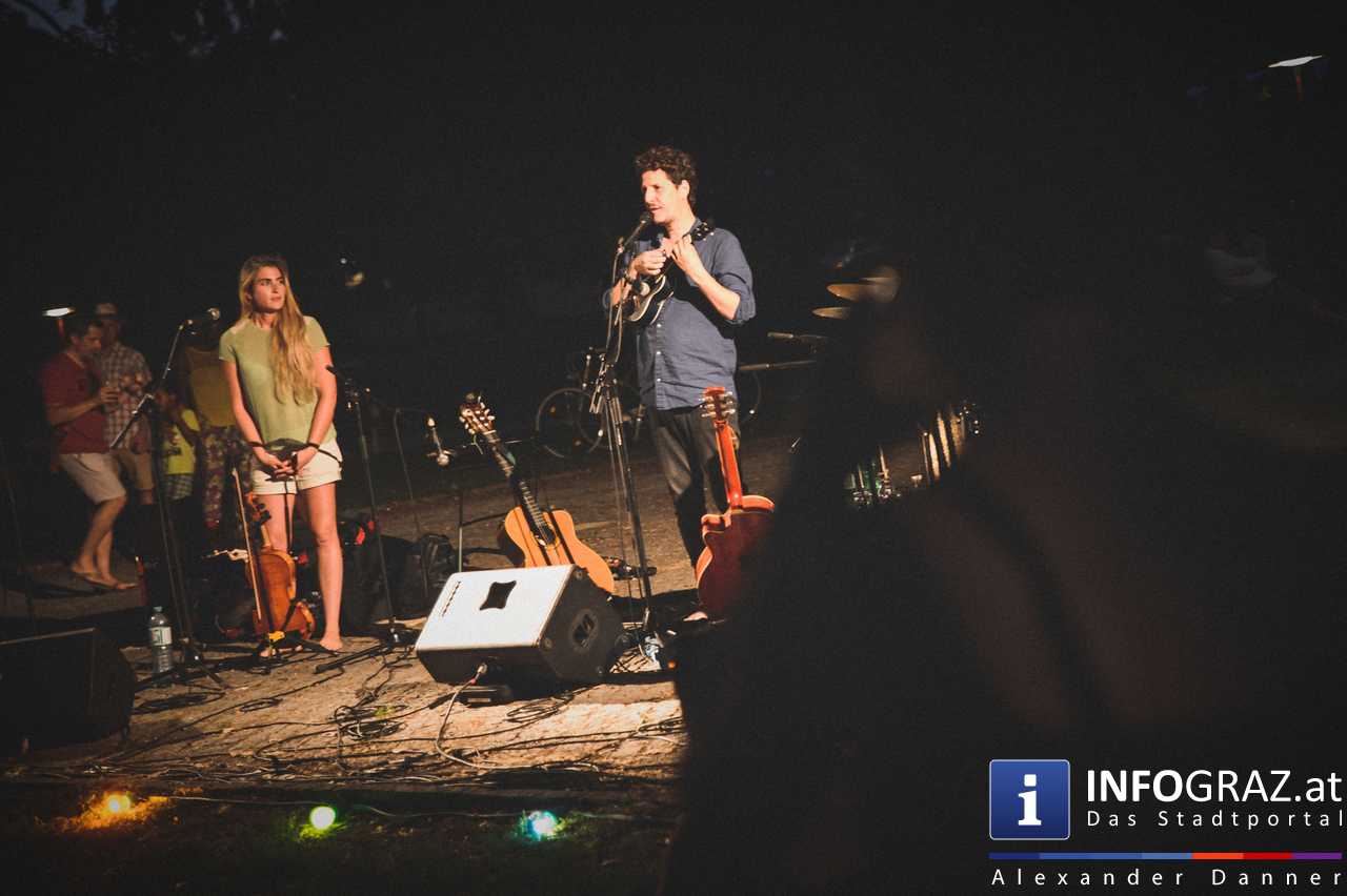 ‚TheAngelcy‘ aus Tel Aviv im Volksgarten Graz am 11. August 2015 - 039