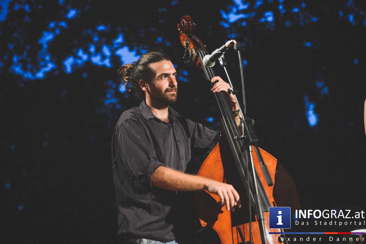 ‚TheAngelcy‘ aus Tel Aviv im Volksgarten Graz am 11. August 2015 - 046