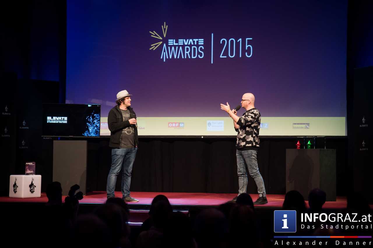 Elevate Festival 2015 Graz - Elevate Awards Show & Art Kabul - Drachenspiel - 072