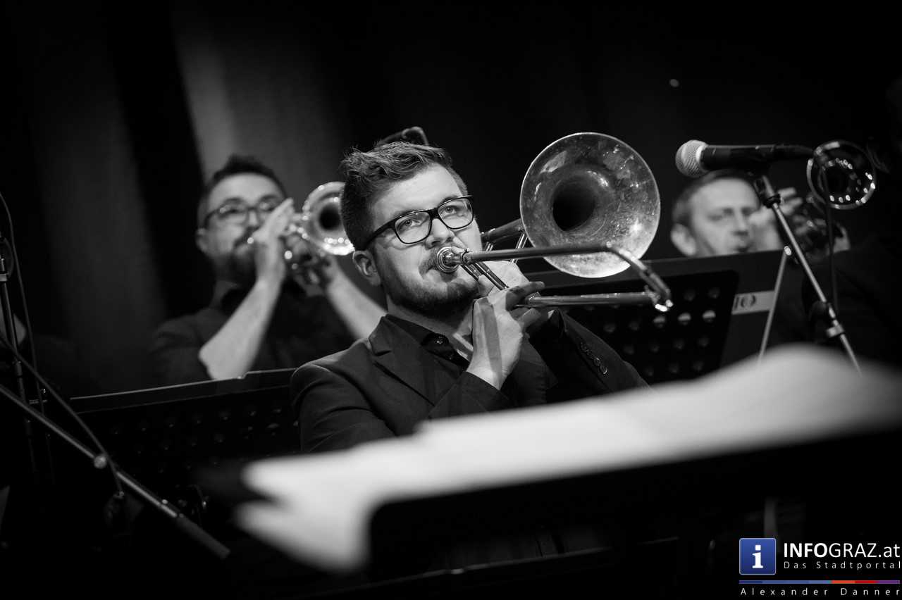 Zagreb Jazzorkestar und Wiener Tschuschenkapelle im Dom im Berg Graz am 23. November 2015 - 036