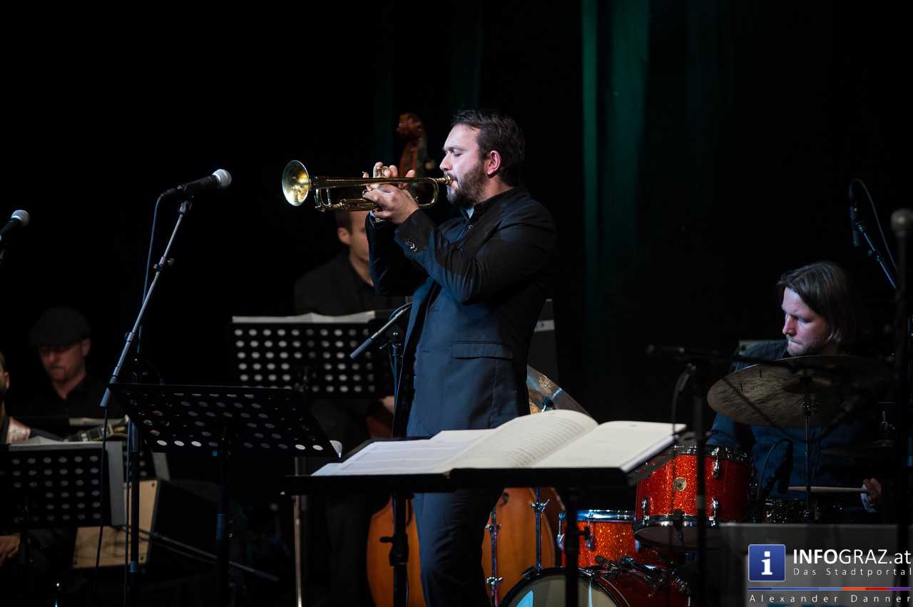 Zagreb Jazzorkestar und Wiener Tschuschenkapelle im Dom im Berg Graz am 23. November 2015 - 045