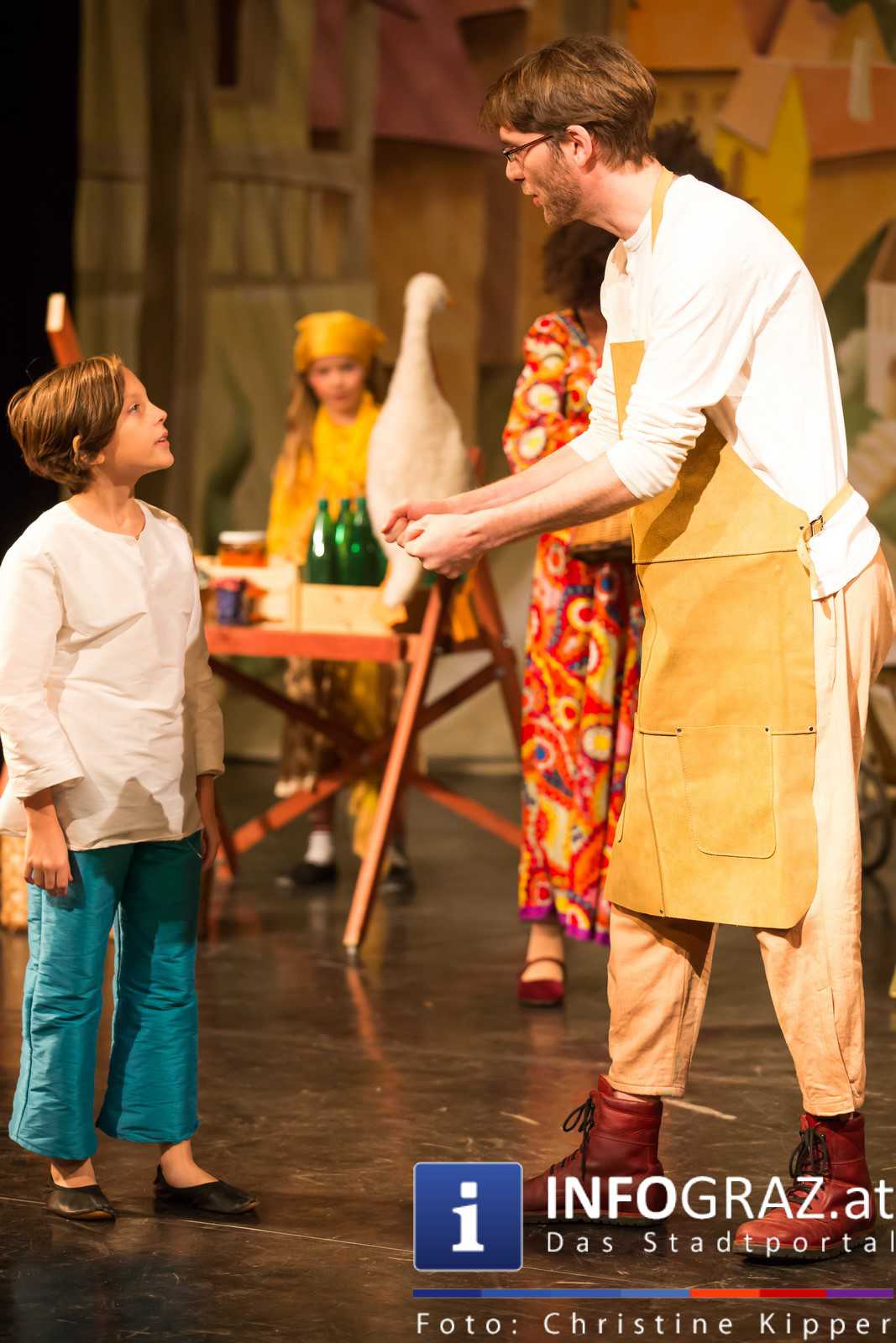 Zwerg Nase im TTZ – Tanz & Theater Zentrum Graz - Premiere am 7.12.2015 - 004