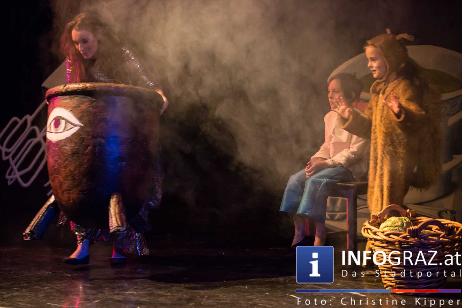 Zwerg Nase im TTZ – Tanz & Theater Zentrum Graz - Premiere am 7.12.2015 - 015