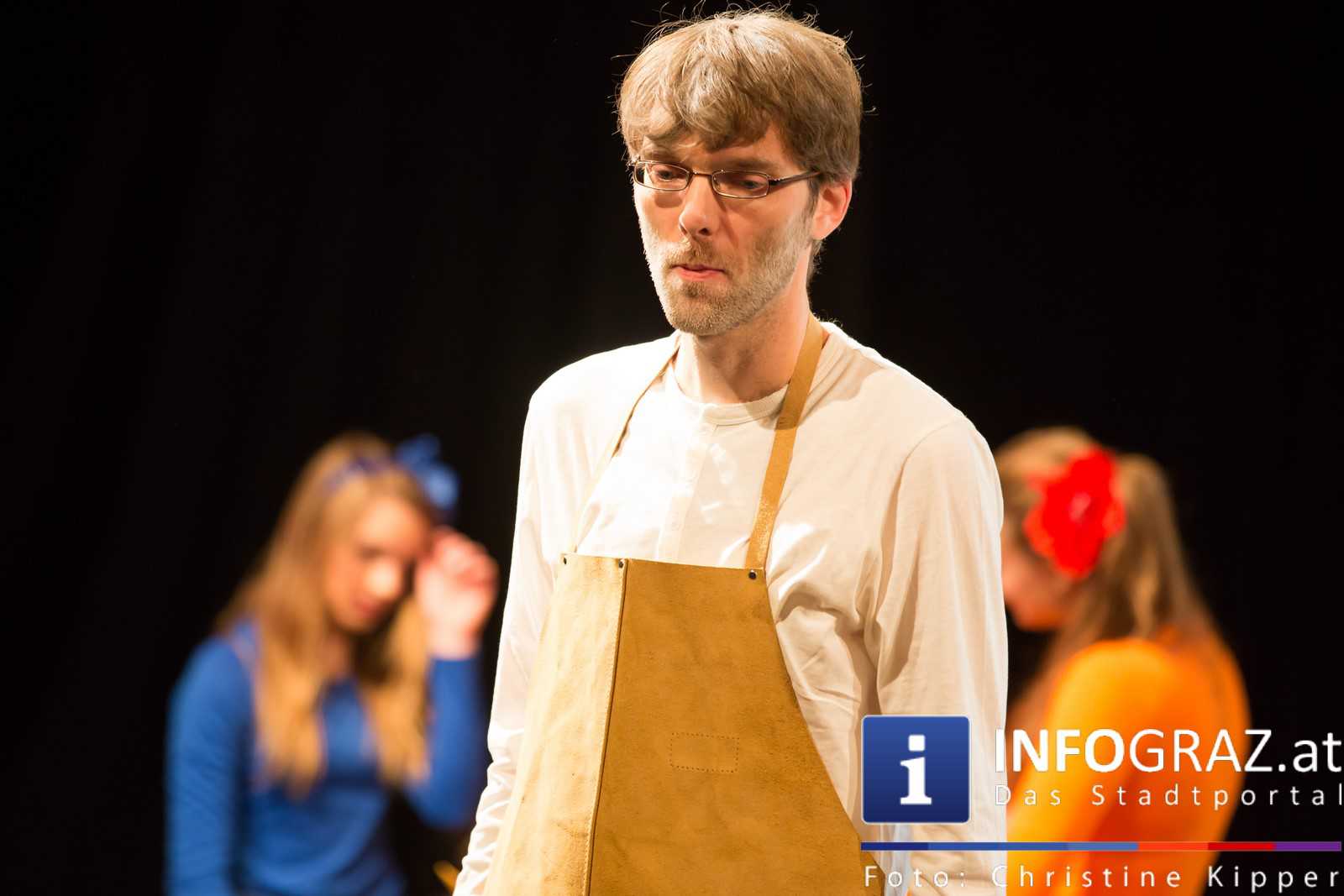 Zwerg Nase im TTZ – Tanz & Theater Zentrum Graz - Premiere am 7.12.2015 - 024