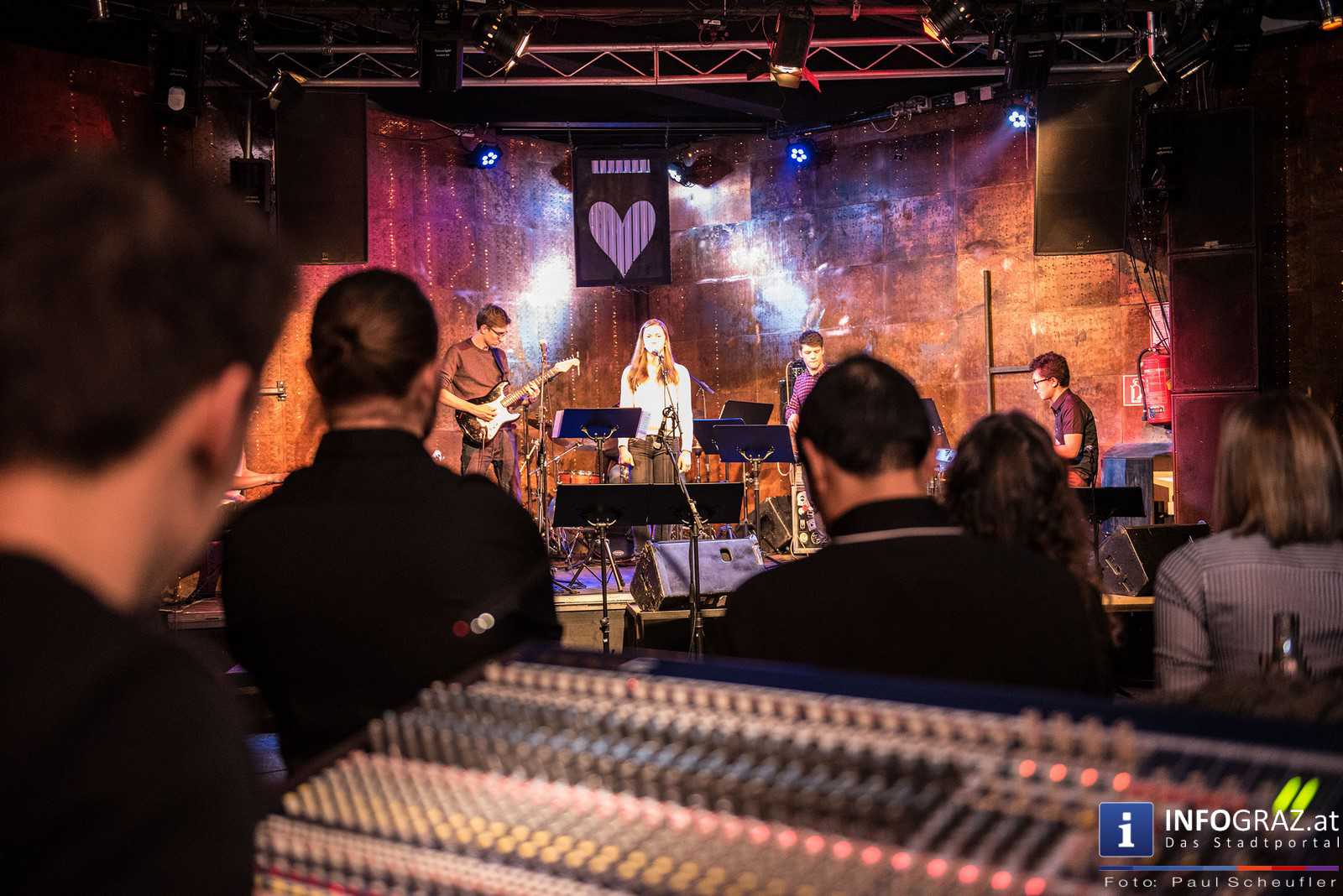 ‚Wild Christmas‘ - Weihnachtskonzert des Johann-Josef-Fux Konservatorium in Graz in der Postgarage - 005