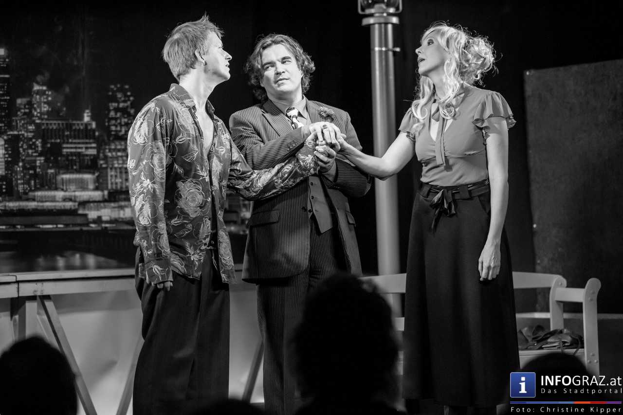 Premiere von ‚Liiiebe‘ von Murray Schisgal im Theater-Spielensemble am 4.2.2016 - 040