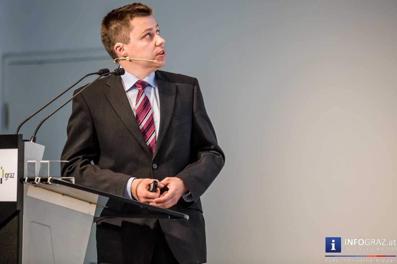 Autoemotion-Zukunftsforum 2016 - ‚Wie das Auto der Zukunft von der Idee zur Realität wird‘ - 010