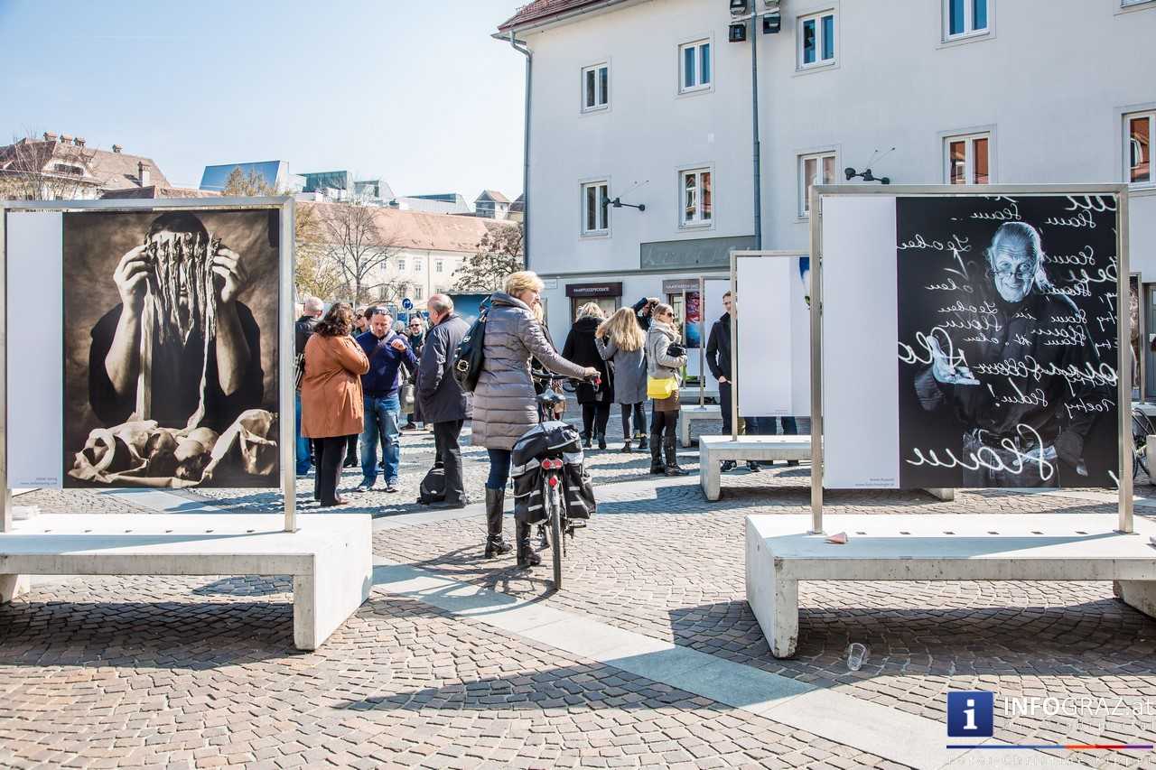 MENSCHENBILDER 2016 - Gemeinschaftsausstellung der steirischen Berufsfotografen – Vernissage am 19.3.2015 - 076