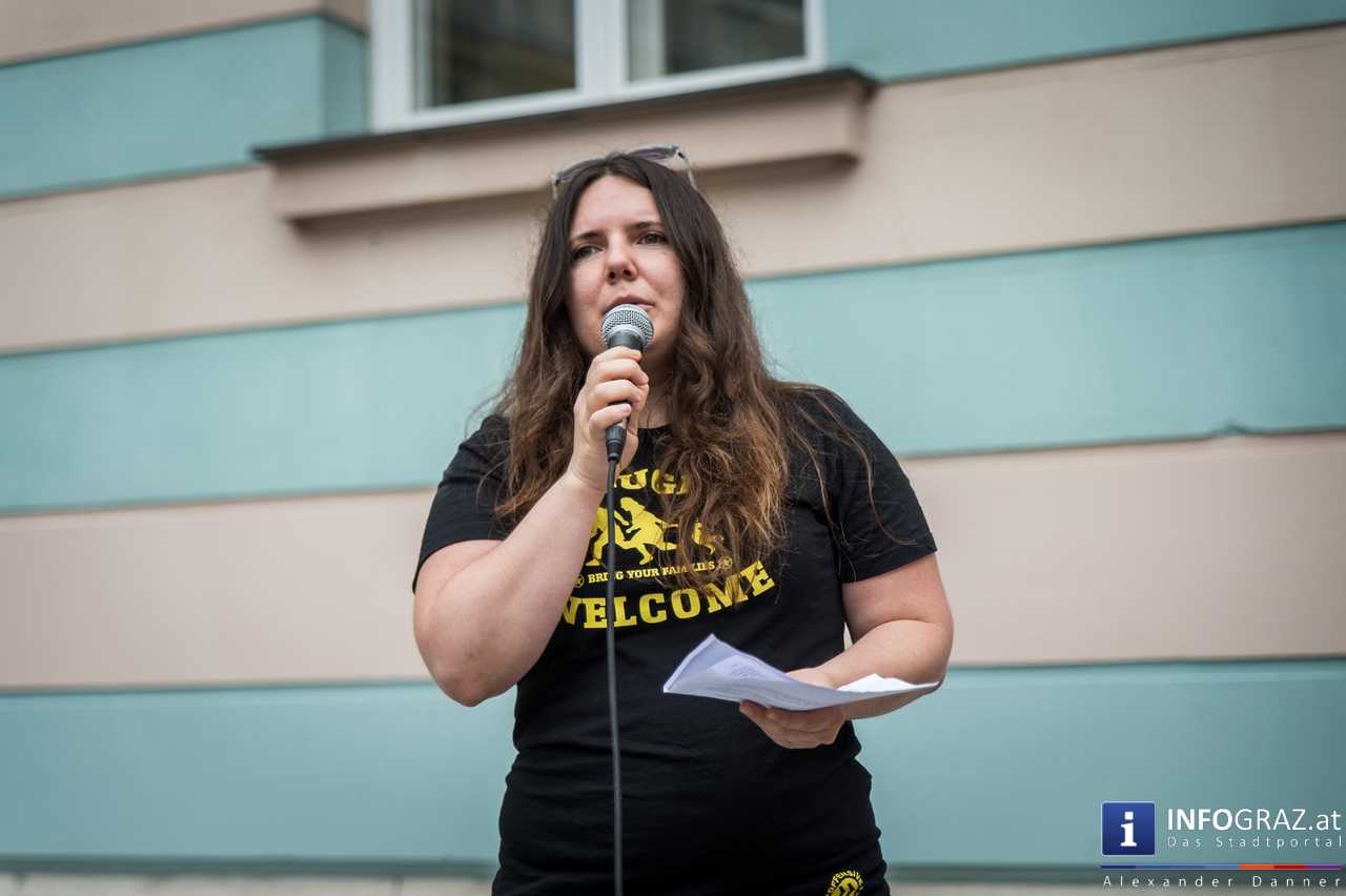 CSD-Parade 2016 Graz - Christopher Street Day - 11. Juni 2016 - 004