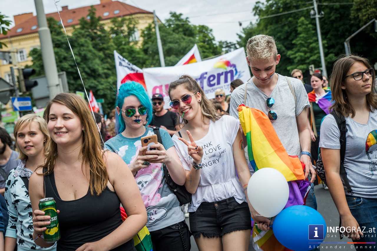 CSD-Parade 2016 Graz - Christopher Street Day - 11. Juni 2016 - 009