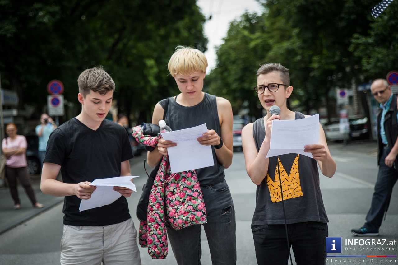 CSD-Parade 2016 Graz - Christopher Street Day - 11. Juni 2016 - 023