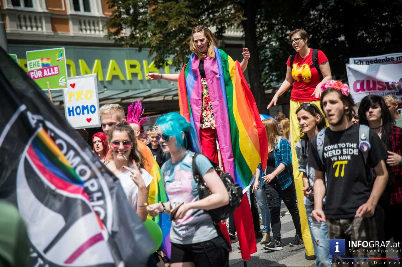 CSD-Parade 2016 Graz - Christopher Street Day - 11. Juni 2016 - 027