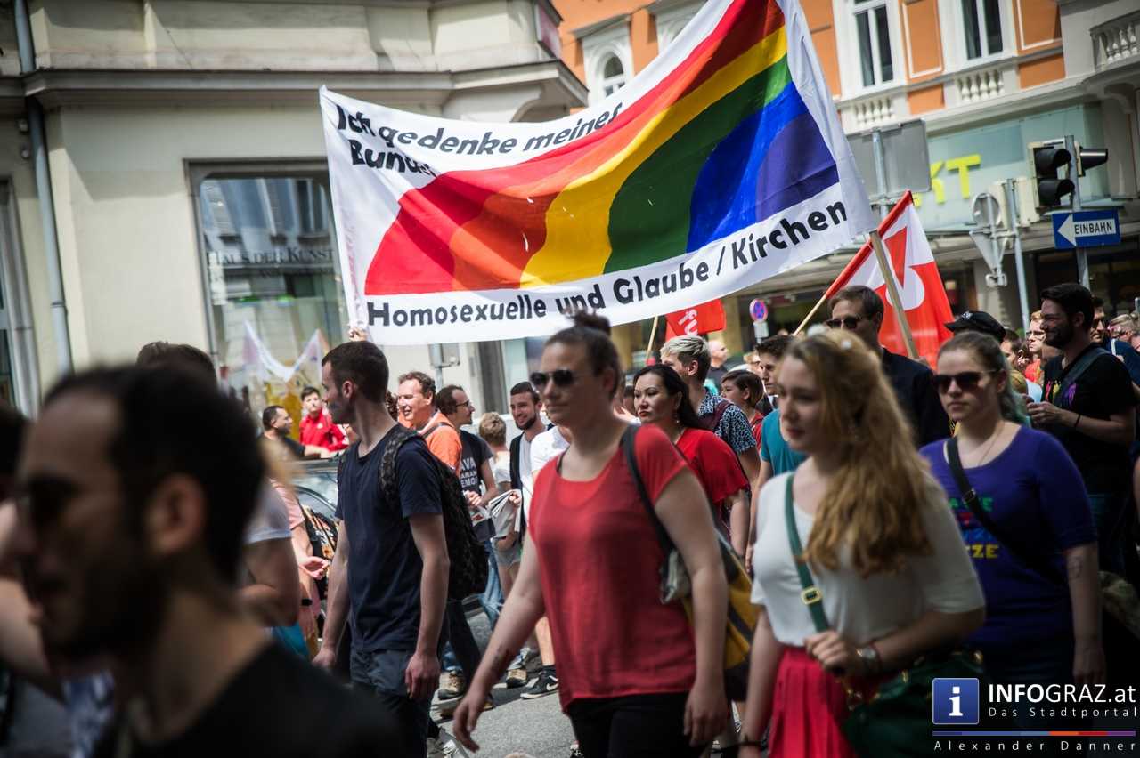 CSD-Parade 2016 Graz - Christopher Street Day - 11. Juni 2016 - 028