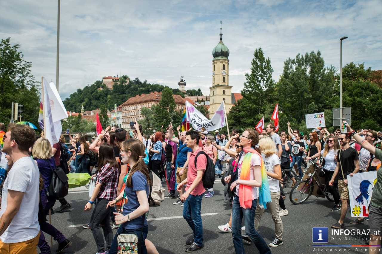 CSD-Parade 2016 Graz - Christopher Street Day - 11. Juni 2016 - 040