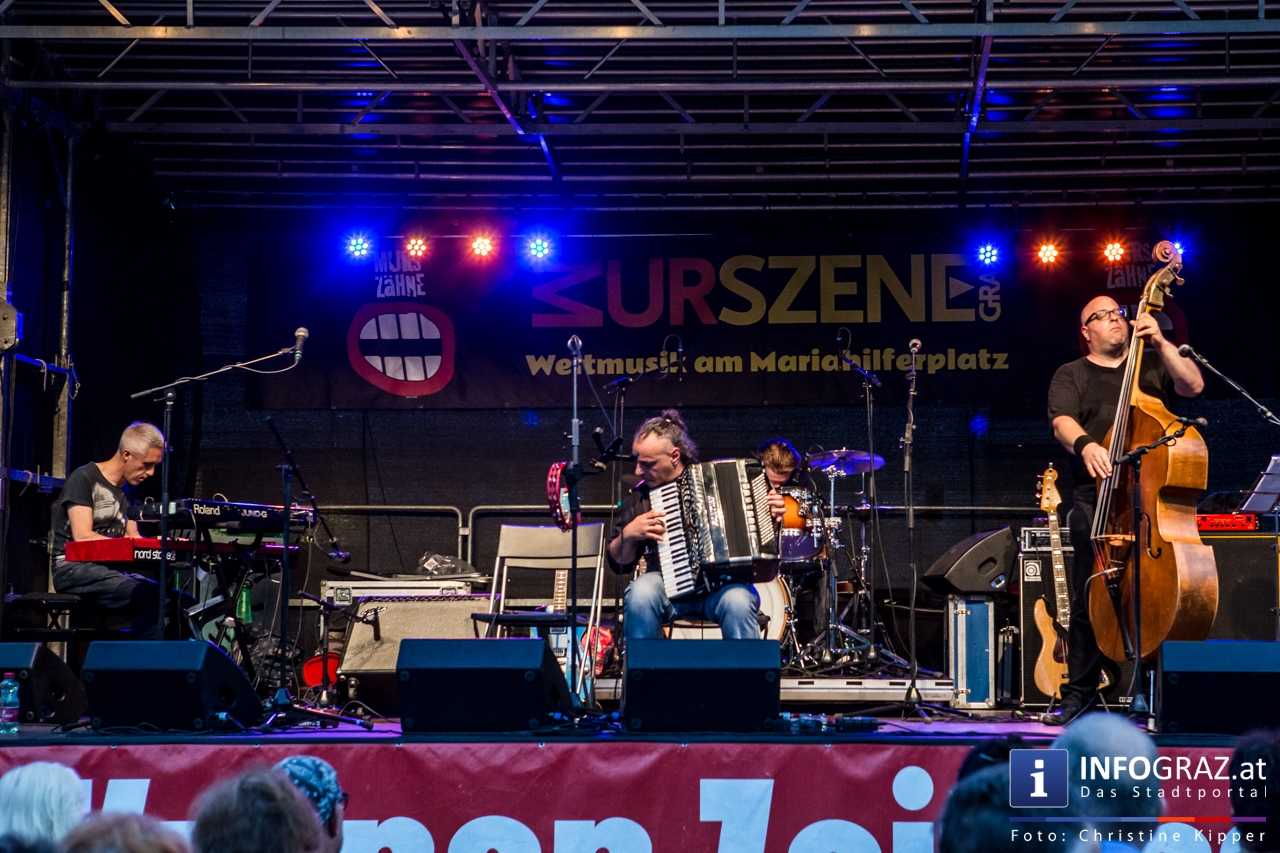 murszene graz 2016,The Koby Israelite Band feat. Annique,eröffnung,weltmusik am mariahilferplatz,auftakt,komponist,produzent,multiinstrumentalist,